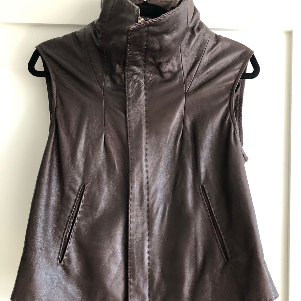 Jarbo leather vest